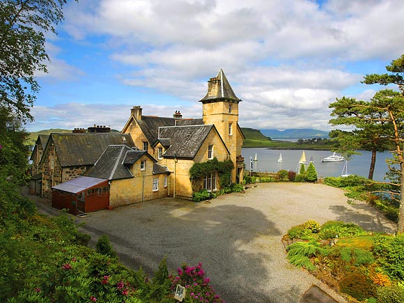 Rooms with a view for sale in Oban | Scottish Licensed Trade News