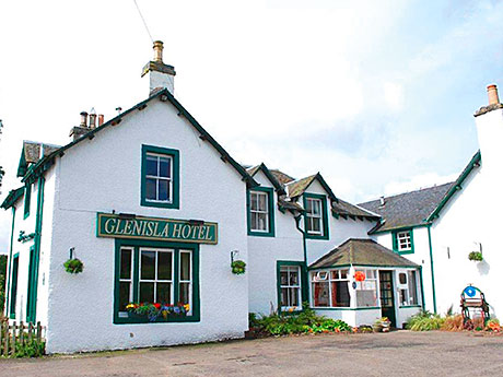 The Glenisla Hotel in Kirkton of Glenisla, Blairgowrie, comprises a bar, six double and twin en suite letting rooms and separate three-bedroom owner’s accommodation.