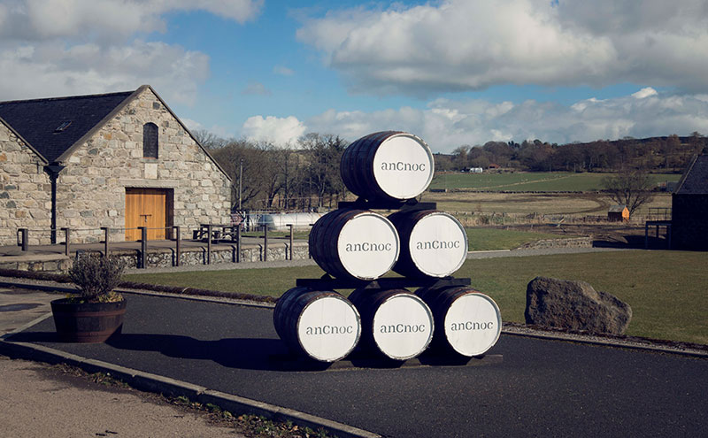 Peatheart, anCnoc’s smokiest expression to date, is said to deliver a smoky yet fruity taste.