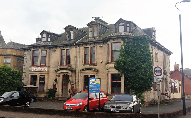 The Broomhill Hotel in Kilmarnock has changed hands.