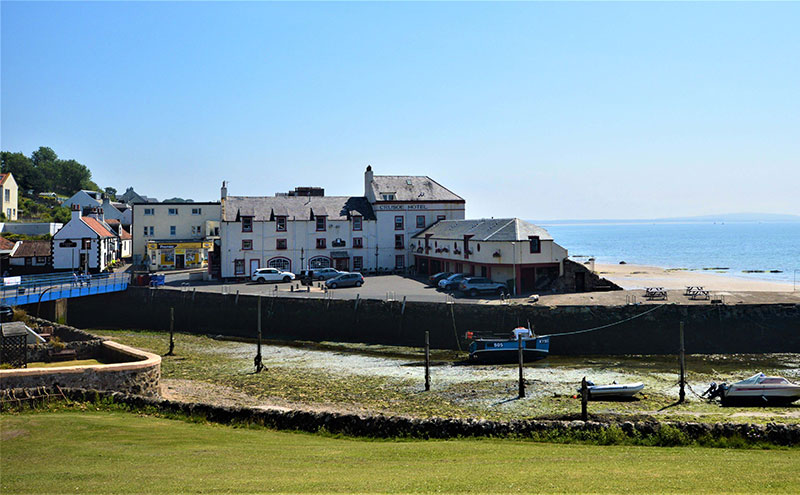 The Crusoe Hotel’s 16 letting bedrooms are all said to offer views across the Firth of Forth.