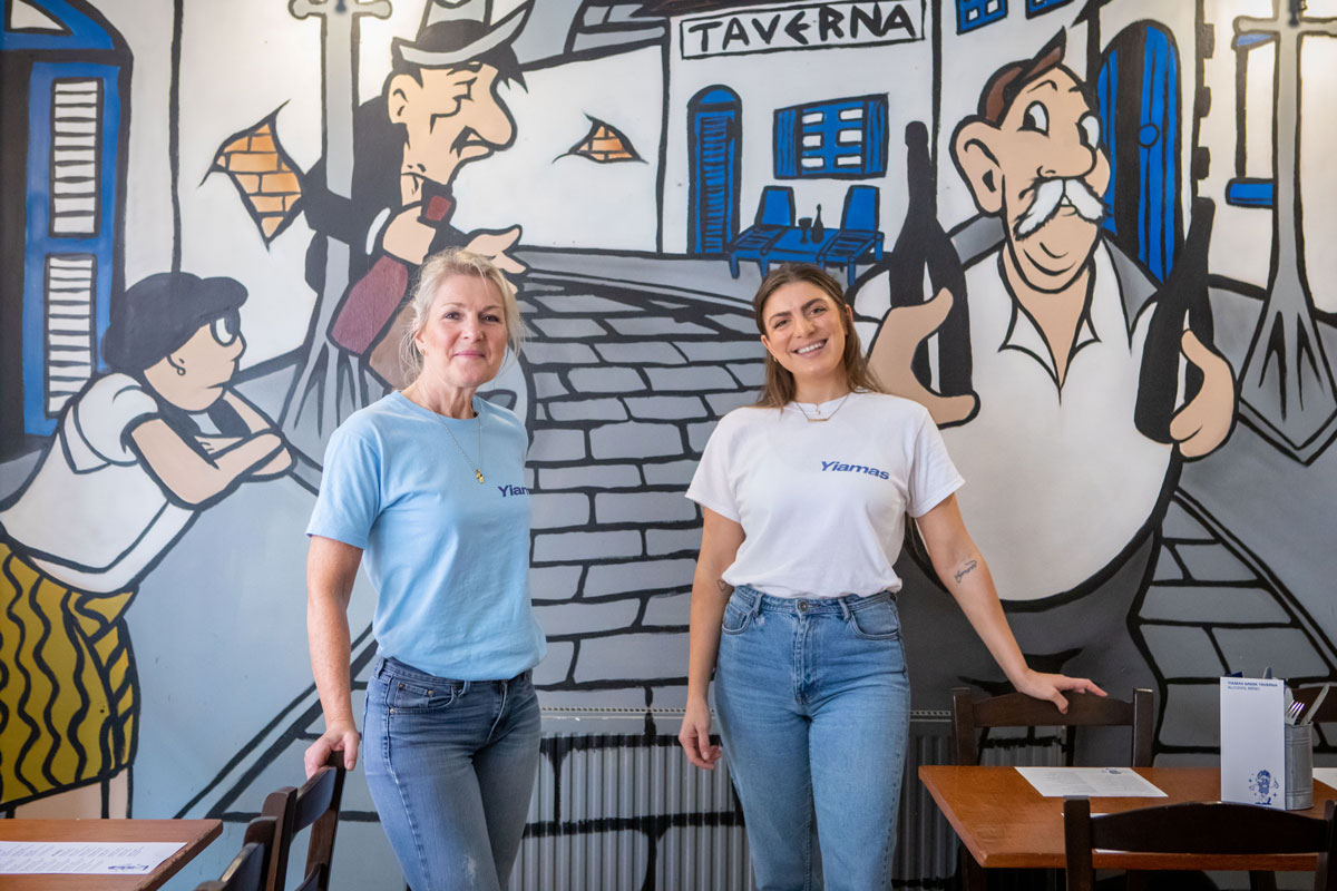 Linda and Stascia Bantouvakis