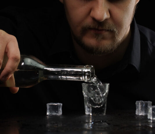 Helping hospitality staff change their relationship with alcohol