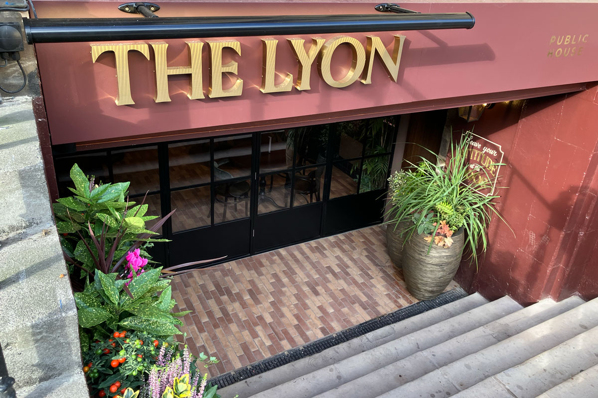 Lyon